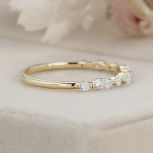 Bague de fiançailles en diamant de laboratoire de 1,50 ct, pureté VS1, couleur F, taille marquise, certifiée IGI, or massif 10 carats, bijou cadeau - Product Image 3