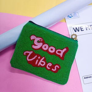 Monedero Artesanal Cosido a Mano con Cuentas, Bolsa de Almacenamiento de un Solo Compartimento, Cuentas Negras, Encanto Artesanal, Duradero, 100% Americano - Product Image 5