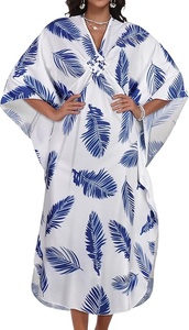 Robe longue kaftan pour femme à col rond, imprimé tropical, manches chauve-souris, coupe ample, ourlet asymétrique, tenue de plage estivale en polyester tissé - Product Image 2