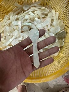 Pearl <b>Shell</b> Spoon Handmade Natural Mother Pearl <b>Mirror</b> Eco-friendly Tableware for Hotel Restaurant Gift Sets OEM Manufacturer - Product Image 4