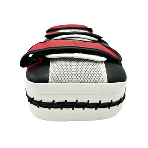 Protector de Boxeo Muay Thai de Cuero de Alta Calidad OEM, Almohadillas Tailandesas con Acolchado Grueso para Entrenamiento de Taekwondo - Product Image 5