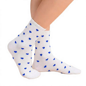 Chaussettes blanches à motif de cœur rouge, chaussettes décontractées respirantes en coton pour adultes, saison du printemps - Product Image 3
