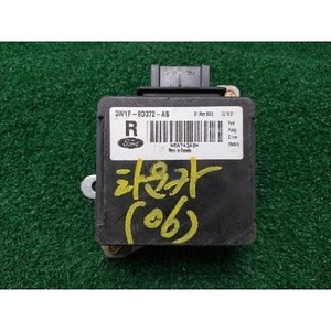 ECUs et modules informatiques d'occasion pour Town Car 3W1F9D372AB - Product Image 1