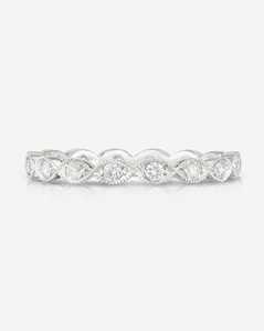 Bagues empilables en diamant, or massif 14 carats, serti clos, taille ronde, diamant de laboratoire 2,2 mm, alliance minimaliste assortie, fabrication de bijoux fins - Product Image 3