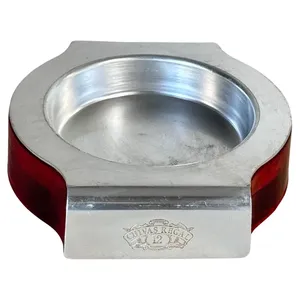 Cendrier en aluminium moulé à la main de qualité supérieure, accessoire de fumage durable pour une utilisation en intérieur, en extérieur, sur la terrasse, au café et dans le salon - Product Image 3