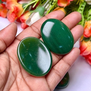 Jade Verde Pulgar Preocupación Piedra Cristal Chakra Reiki Jade Verde Pulido Curación Cristal Bolsillo Preocupación Piedra Cristales para Curación - Product Image 3