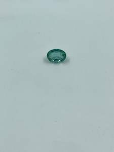 พลอยมรกตธรรมชาติคุณภาพสูงจากแซมเบีย รูปทรงวงรี ขนาด 5.20x7.20 มม. น้ำหนัก 0.95 กะรัต - Product Image 6