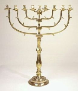 Luxury Silver Metal Menorah Candle Holder For Holiday Celebration And Home Dining Table Centerpiece Decor - Product Image 5