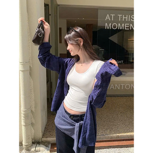เสื้อยืดคอกลมแขนสั้นทรงเข้ารูปสำหรับผู้หญิง ผลิตจากผ้าฝ้ายออร์แกนิค 100% ได้รับการรับรอง GOTS รับผลิตแบบ OEM ODM ปริมาณสั่งซื้อขั้นต่ำน้อย ผลิตในเวียดนาม - Product Image 2