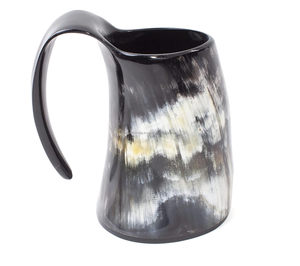 Taza Tradicional de Cuerno de Búfalo - Hecha a Mano, Ecológica, Duradera, a Prueba de Fugas, con Tapa Deslizante, Capacidad de 500 ml, Alta Calidad, Personalizable - Product Image 1