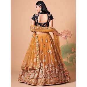 Delightful Gold Mirror Work Vestidos de novia Net Lehenga Choli para novias - Product Image 3