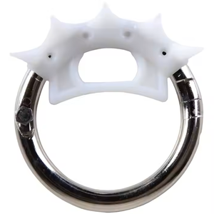 Nuevo Protector de Aluminio Antidestete para Crías de 2-4 Pulgadas con Púas para Ganado Vacuno y Ovino - Product Image 1