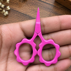 Tijeras de Costura Profesionales Mini, Diseño Floral, Punta Afilada, Herramienta para Bordado y Manualidades - Product Image 1