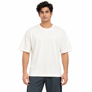 Camiseta Blanca de Manga Corta para Hombre, Corte Holgado, Cuello Redondo, Lisa, con Etiqueta en la Parte Trasera del Cuello - Product Image 2