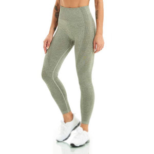 Conjunto Deportivo para Mujer, Secado Rápido, Bra Deportivo y Leggings con Control de Abdomen, Ropa Flexible para Ejercicio en Interiores y Exteriores - Product Image 5