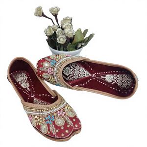 Chaussures de soirée pour femmes en cuir véritable, motif floral traditionnel, écologiques, personnalisables, accessoires de mode, dernières tendances, vente chaude - Product Image 1