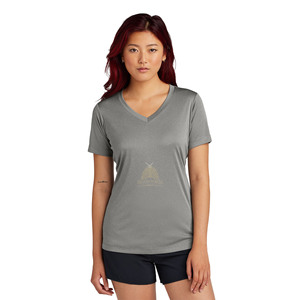 เสื้อยืดคอกว้างแขนสั้นผ้าฝ้ายผสมโพลีเอสเตอร์ 80/20 คุณภาพเยี่ยมสำหรับผู้หญิง ใส่สบาย ระบายอากาศได้ดี พร้อมโลโก้ปักและลายพิมพ์ - Product Image 1