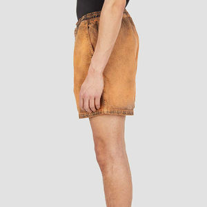 Shorts casuales de felpa francesa con corte moderno, textura suave y cintura elástica, ideales para el verano y el estilo urbano. - Product Image 3