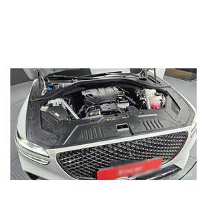 Genesis GV70 2.5T AWD Essence SUV 2024 avec 11 843 km, Boîte de vitesses automatique, Sièges en cuir, Caméra de recul, Volant à gauche - Product Image 6