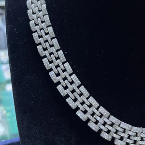 กำไลข้อมือโมอิสซาไนต์ทรงเรขาคณิตสุดหรู AMBER JEWELS รุ่น T-574 เงินแท้ 925 ชุบโรเดียม ประดับเพชรทรงเหลี่ยมแบบกรงเล็บ ลายกากบาท สไตล์ฮิป - Product Image 3