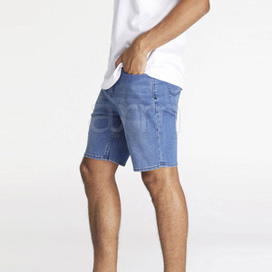 Pantalones cortos de mezclilla para hombre con logotipo personalizado, hechos de algodón, para adultos, fabricados en Pakistán. - Product Image 2