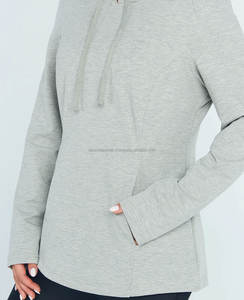 Sudadera con capucha corta de poliéster con estampado de logotipo personalizado de alta calidad para mujer, sudaderas de algodón recortadas transpirables, temporadas de verano e invierno - Product Image 4