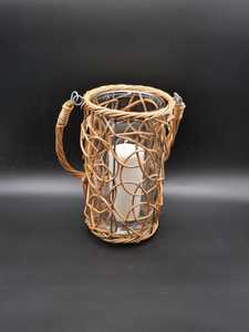 Porte-bougie en métal fait main avec poignée, pot en verre et lanterne en rotin pour la décoration intérieure et extérieure, ainsi que des lanternes en bois - Product Image 2