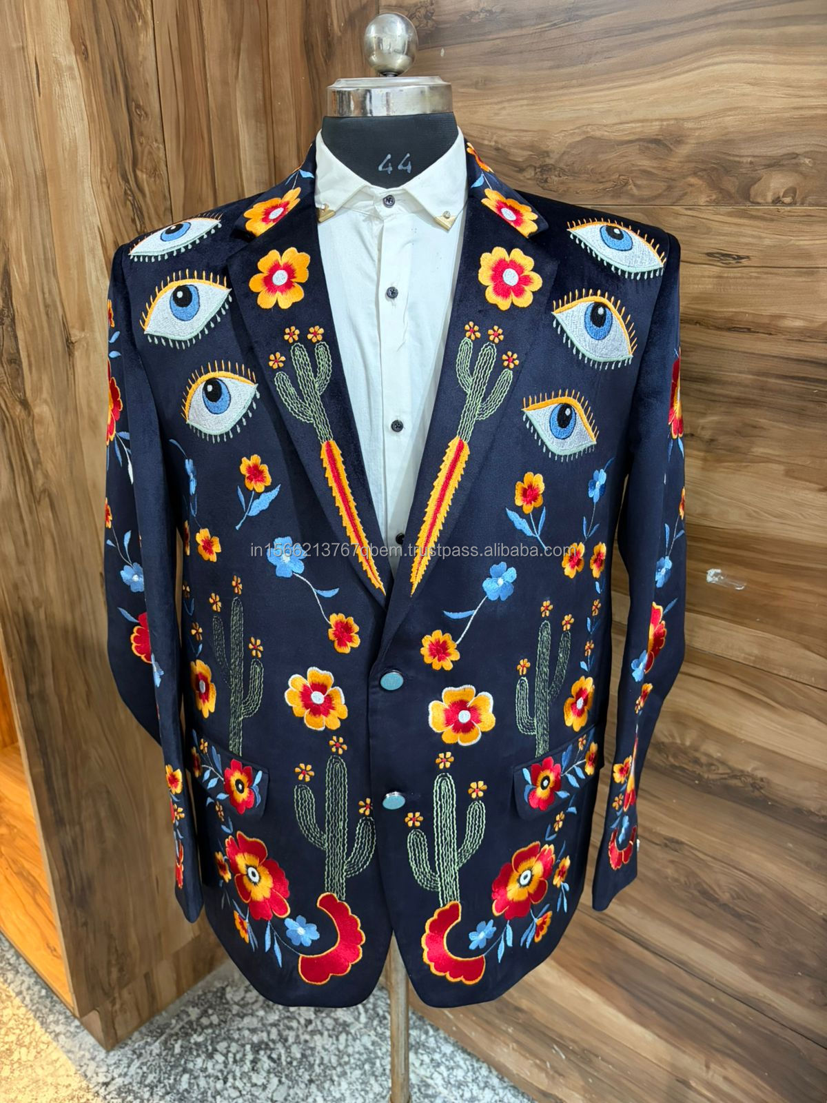 สีกรมท่า