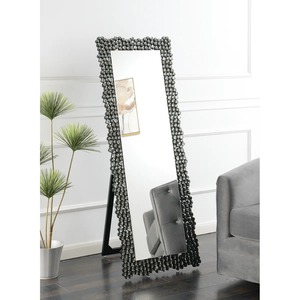 Miroir sur pied décoratif en métal noir, idéal pour le salon, miroir élégant pour l'intérieur de la maison et à usages multiples, provenant d'Inde - Product Image 5