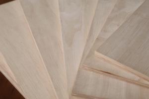 Plataforma de Madera Contrachapada de Eucalipto 100% (LVD, LVB) Superficie Plana Lijada por Ambos Lados Moderna de Alta Calidad - Product Image 2