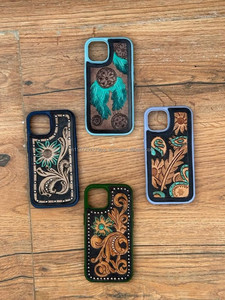 ใหม่Handmade Designer Tooledหนังเคสโทรศัพท์ส่วนบุคคลVINTAGEหรูหราคุณภาพสูงTooledดอกไม้สําหรับIPhone 13/14/15 - Product Image 4