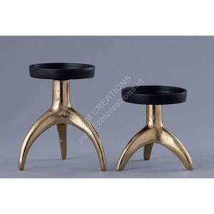 Juego de 2 Portavelas de Estilo Trípode de Lujo para Velas de Té, Decoración Navideña y de Bodas, Hechos a Mano, Ecológicos, con Acabado Dorado - Product Image 1