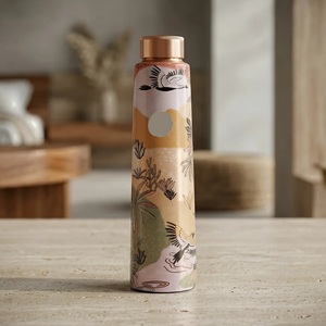 Botella de Agua de Cobre Martillado con 2 Tazas, Diseño Vintage, Juego de Bebidas Ecológico para el Hogar - Product Image 5