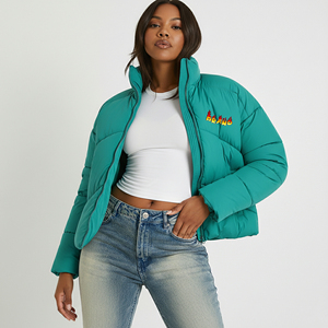 Chaqueta Corta Acolchada Personalizada para Mujer, Chaqueta de Invierno Corta de Primera Calidad, Diseño Acolchado Cálido - Product Image 1