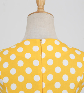 Vestido Polo Blanco para Mujer al por Mayor - Listo para Imprimir Logotipo - Vestido Deportivo de Piqué con Rayas en Contraste y Manga Corta - Product Image 4