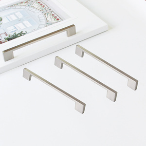 High Quality <b>Hardwares</b> Materials Aluminum Alloy Modern Cabinet Handle Pulls for Kitchen Bathroom Furniture <b>Wardrobe</b> <b>Hardware</b> - Product Image 3