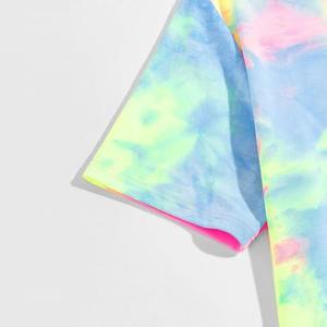 T-shirt et short tie-dye personnalisés, nouvelle tendance, 100% coton, design très tendance, pour un look décontracté ou streetwear, unisexe. - Product Image 6