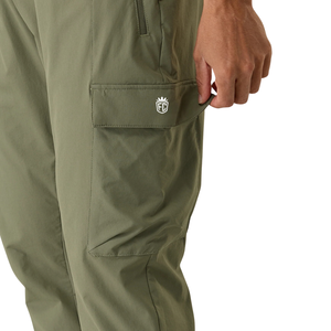 Pantalon cargo technique vert pin pour homme, léger, athlétique, coupe ajustée, avec plusieurs poches, logo personnalisé OEM, approvisionnement en gros - Product Image 5