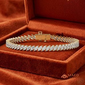 กำไลข้อมือเทนนิสโมอิสซาไนต์ชุบทอง 18K สร้อยข้อมือแบบโซ่เส้นเล็ก เครื่องประดับแฟชั่นสำหรับผู้หญิง สไตล์หรูหราทันสมัยแบบนิวยอร์กซิตี้ - Product Image 5