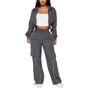 Pantalon cargo en nylon, crop top, veste coupe-vent pour femme, finitions contrastées orange, combinaison en nylon imperméable - Product Image 1