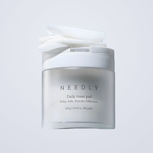 แผ่นโทนเนอร์บำรุงผิวหน้าสูตรเกาหลี NEEDLY Korean Daily Toner Pad 310 กรัม 80 แผ่น ผลิตในเกาหลี ด้วยน้ำมันมะกอกขาว เหมาะสำหรับทุกสภาพผิว - Product Image 1
