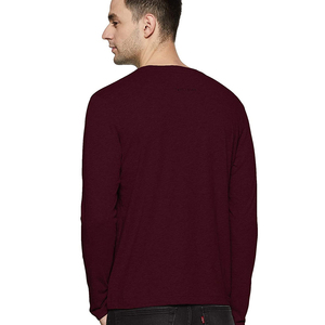 Camiseta informal y elegante de manga larga para hombre, de color liso, para uso diario, ligera, de algodón suave, perfecta para conjuntos de otoño y primavera. - Product Image 1