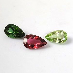 Ensemble de 3 pierres précieuses de tourmaline naturelle multicolore du Mozambique de 4,60 carats, coupes poire assorties, 6x10 mm, calibrées - Product Image 1