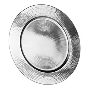 Assiette de présentation ronde en métal doré fantaisie avec finition martelée pour la décoration de table de mariage, la restauration hôtelière et les événements - Product Image 2