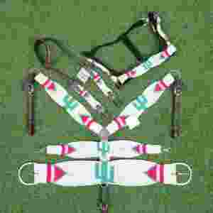 ชุดบังเหียนและสายรัดอกทำจากขนโมแฮร์สีเขียวลายกระบองเพชร พร้อมหนังอาร์เจนตินา ขนาดรอบอก 32 นิ้ว - Product Image 1