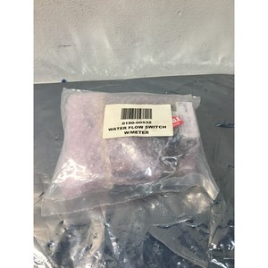 AMAT 0190-00532 Interruptor de Flujo y Medidor 2.5 GPM 1/2" - Equipo y Piezas de Semiconductores de Confianza de Marca Global - Product Image 2