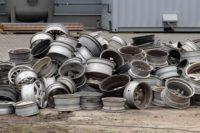 Chatarra de Ruedas de Aleación de Aluminio al por Mayor, Barata, a Granel, Aleación 6063, 99.99% Pura, Calidad de Exportación, Color Blanco Plateado
