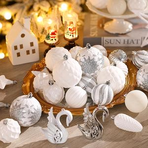 Set di 128 Palline di Natale Infrangibili in Plastica con Fiori e Nastro, Decorazioni per Albero di Natale - Product Image 6