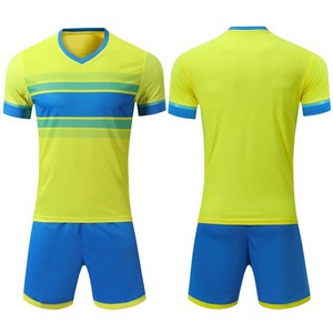 Camiseta de Fútbol Personalizada de Alta Calidad con Nombre de Equipo, Logotipo Bordado, Impresión Frontal, Manga Corta, Cuello Redondo, Diseño de Parches, 100% Algodón - Product Image 5