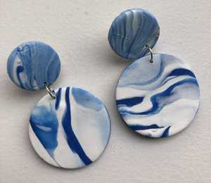 Pendientes de Resina Artesanales en Colores Pantone Personalizables con Acabado Brillante, Hechos a Mano, Florales Artísticos, Estilo Hada, para Uso Diario y Looks a la Moda - Product Image 4